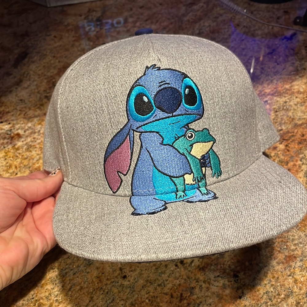 Disney men’s hat!